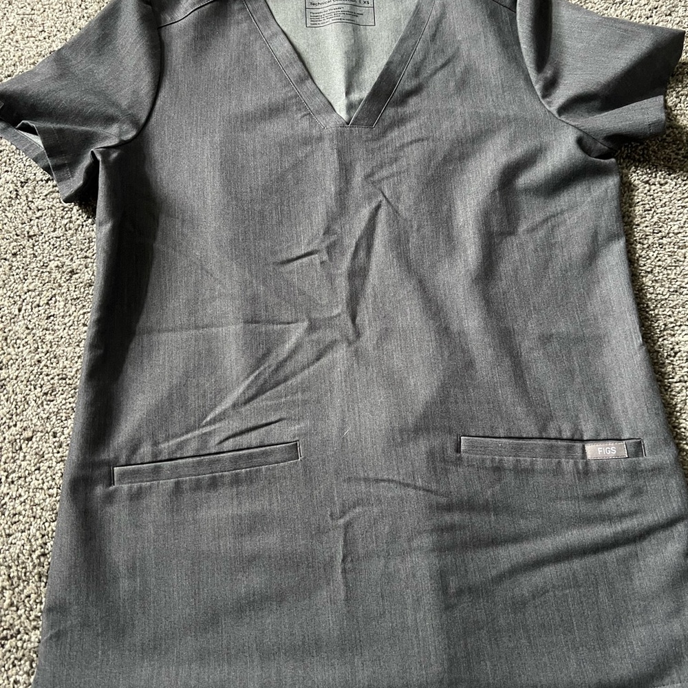 Gray V-Neck Scrub Top
